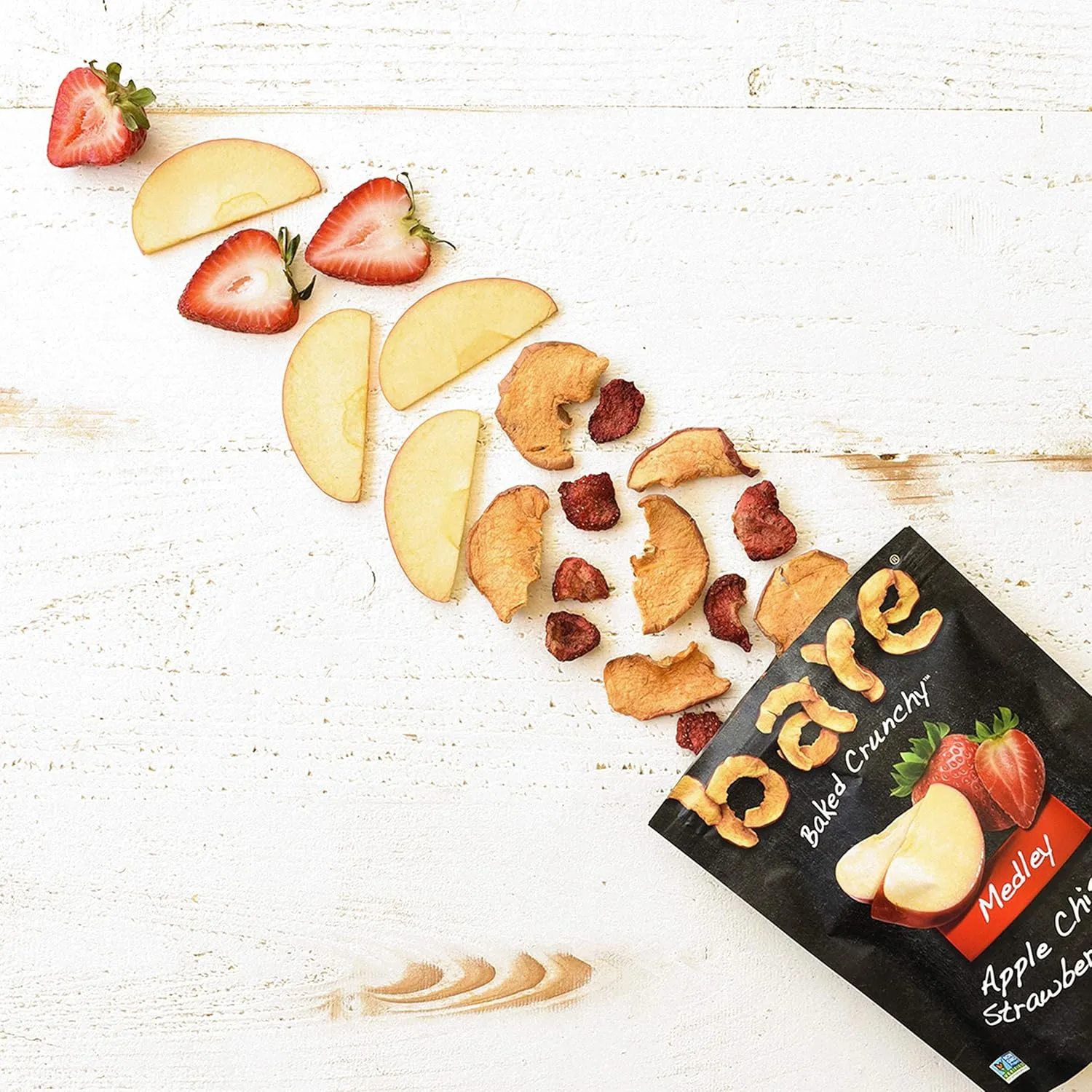 bare Baked Crunchy Medleys, Apple Strawberry, 1.6oz Single Serve Bags (6 Pack)