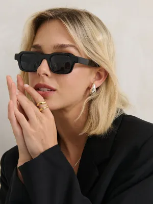 Cezanne Angular Sunglasses in Black