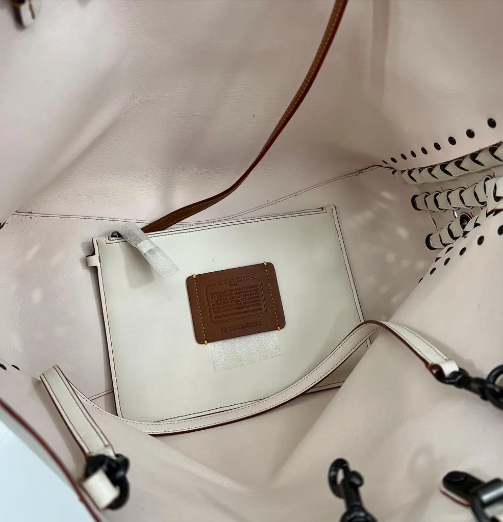 COACH ROGUE SIDE LINK DETAILS GLOVE TANNED LEATHER TOTE BAG
