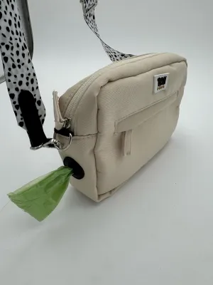 Dog Walking Bag - Treat Purse for Training - Puppy Treat Pouch - Train Pouch - Training Bag - Crossbody Bag - Puppy Training (Beige) - Fanny Bag - Crossbody Bag to Train Dogs - Dog Walk Bag