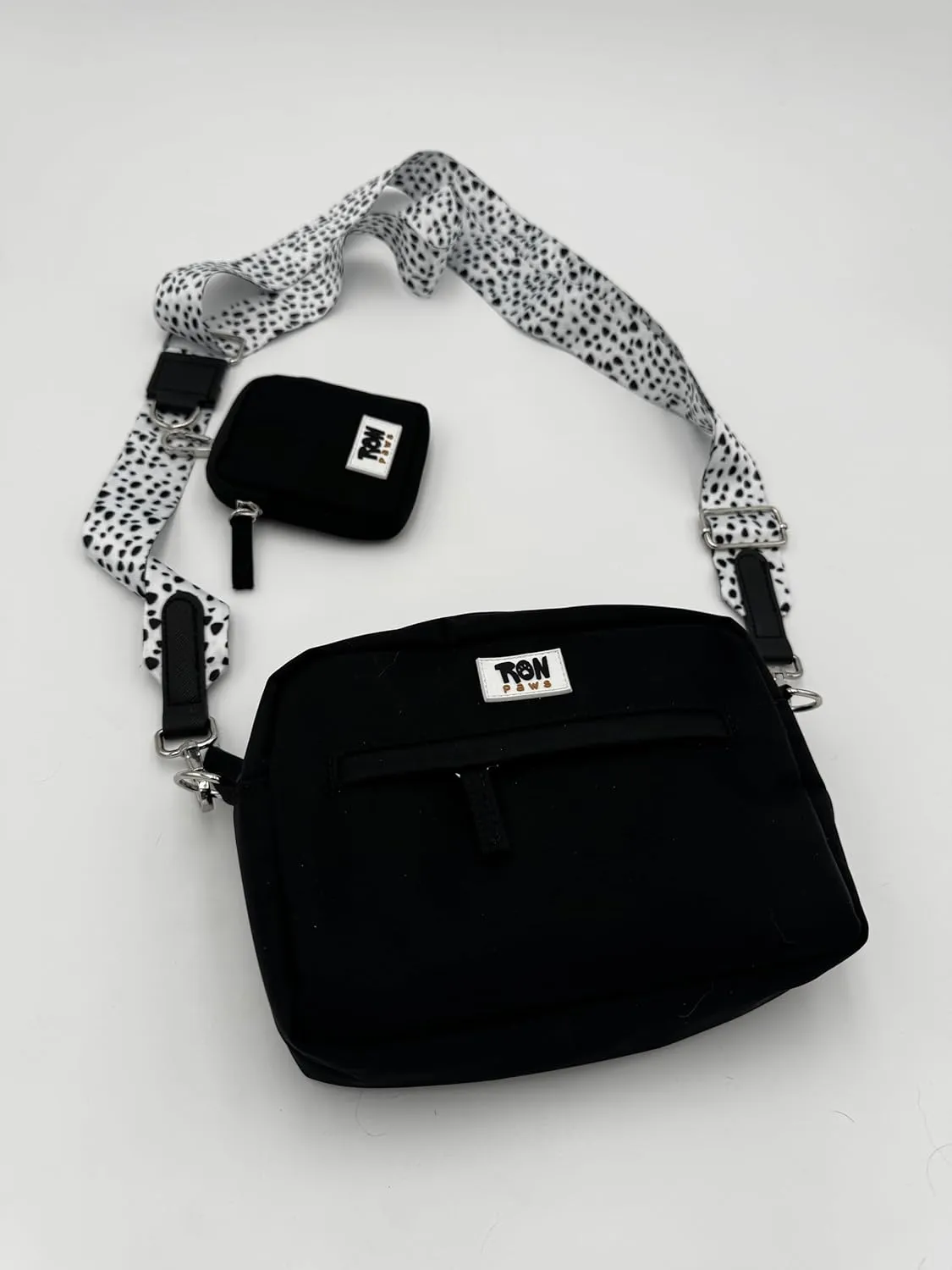 Dog Walking Bag - Treat Purse for Training - Puppy Treat Pouch - Train Pouch - Training Bag - Crossbody bag - Puppy Training (Black) - Fanny Bag for Dog Training