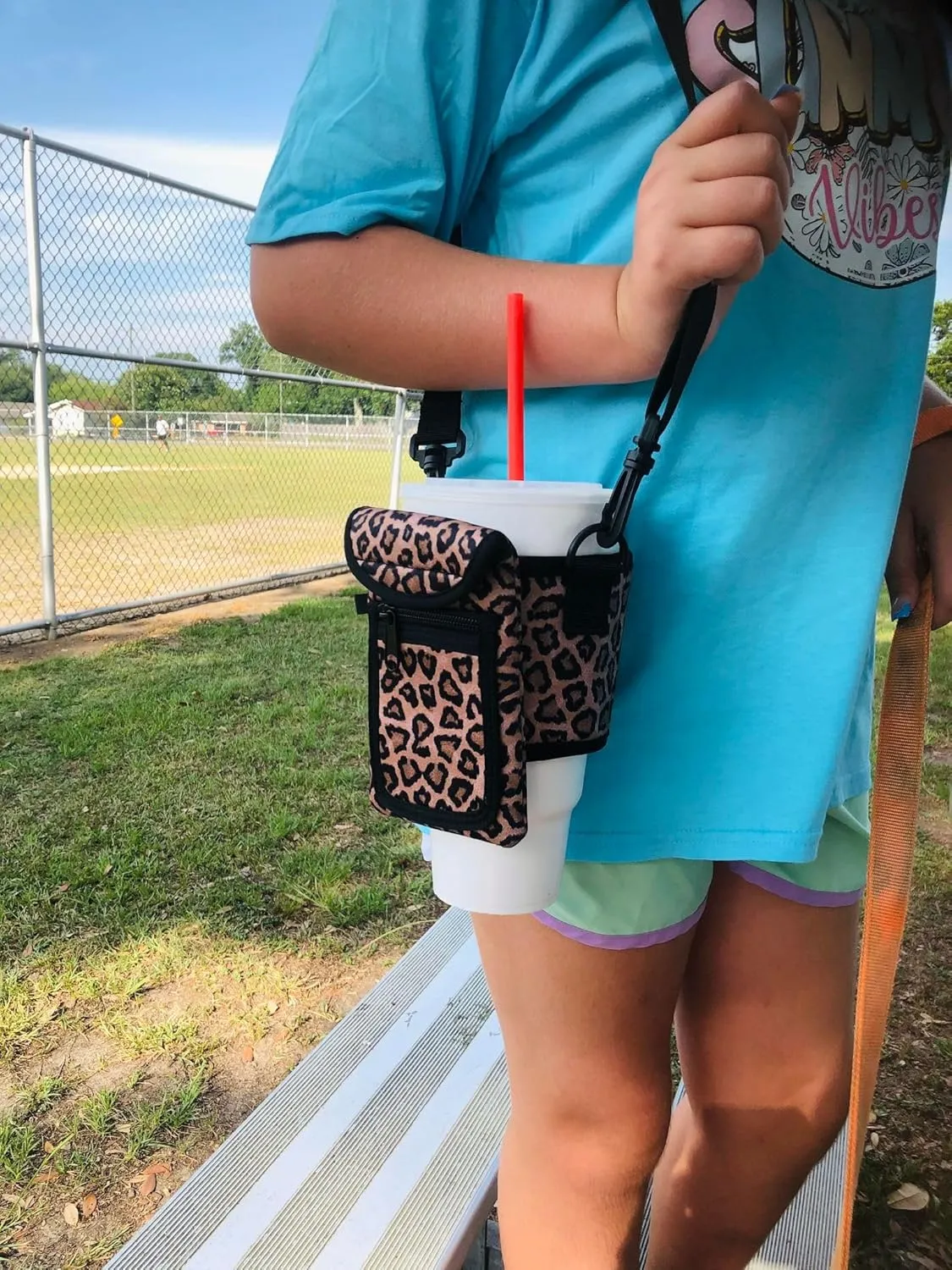 Drink Handlers Around Drink Wrap with Pocket Purse - Versatile Water Bottle Holder with Strap, Ideal for Gym, Travel, Running - 30-40oz Tumbler, Carrier Bag, Butterfly