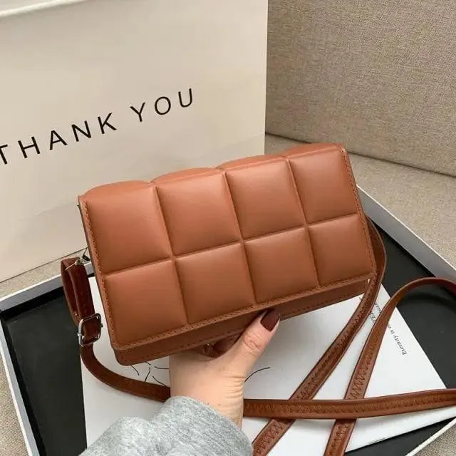 Fashionable Women's Bag Autumn Winter Female Literary Single-Shoulder Bag Chain Design Cross-Body Bag Trendy Women's Bag