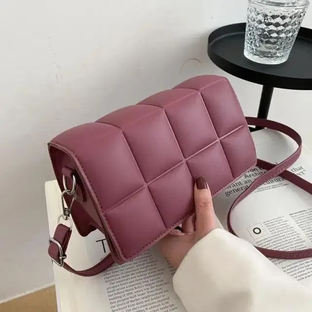 Fashionable Women's Bag Autumn Winter Female Literary Single-Shoulder Bag Chain Design Cross-Body Bag Trendy Women's Bag