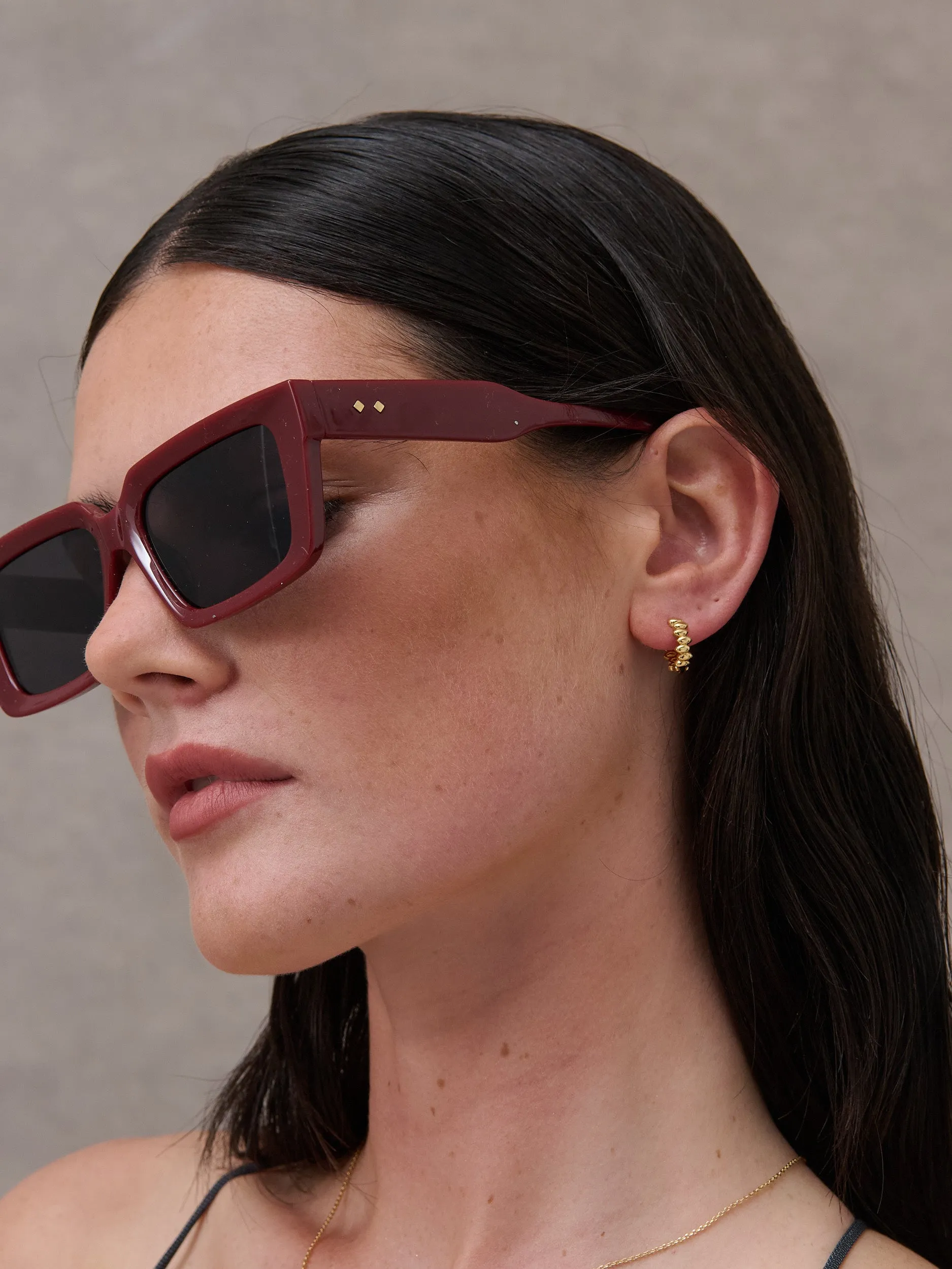 Gladdy Square Frame Sunglasses in Red