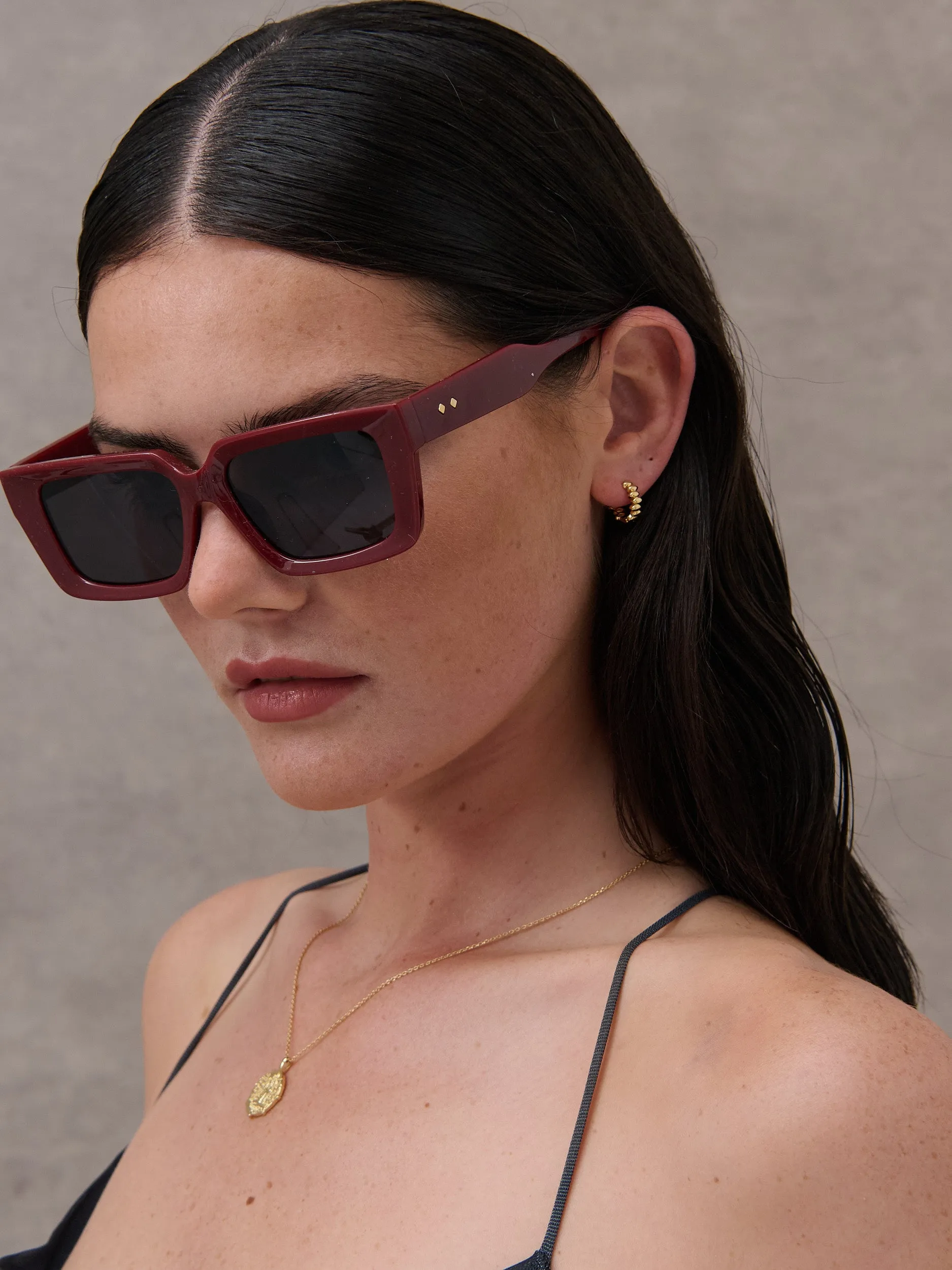 Gladdy Square Frame Sunglasses in Red