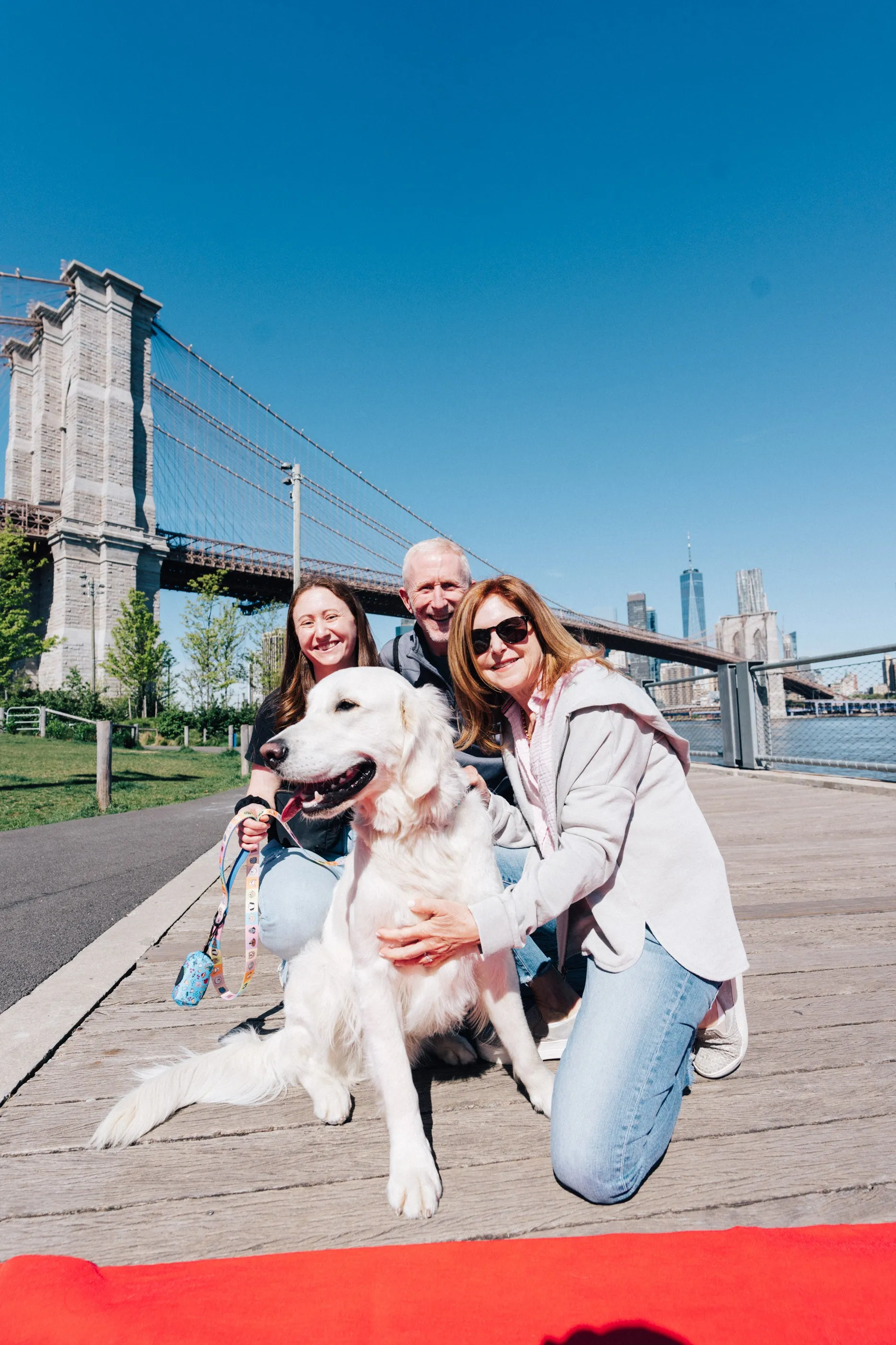 Happy Walking Poop Bag Holder   Leash Set