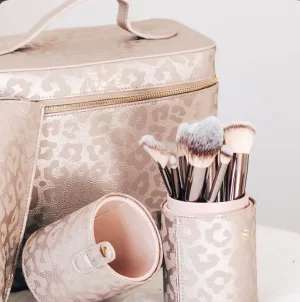 Hollis Brush Holder