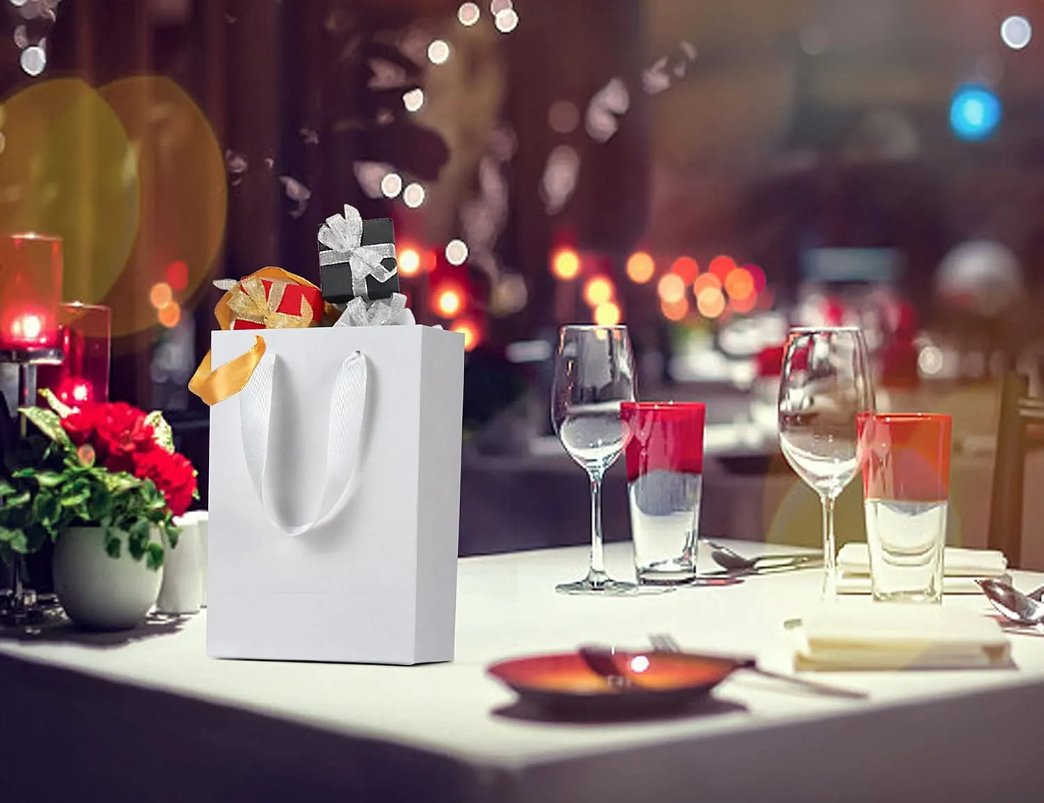 HUAPRINT White Paper Bags - 20 Pack, 5.25x3.25x8inch, Craft Paper Gift Bags for Clothes, Retail, Party Favors, Wedding