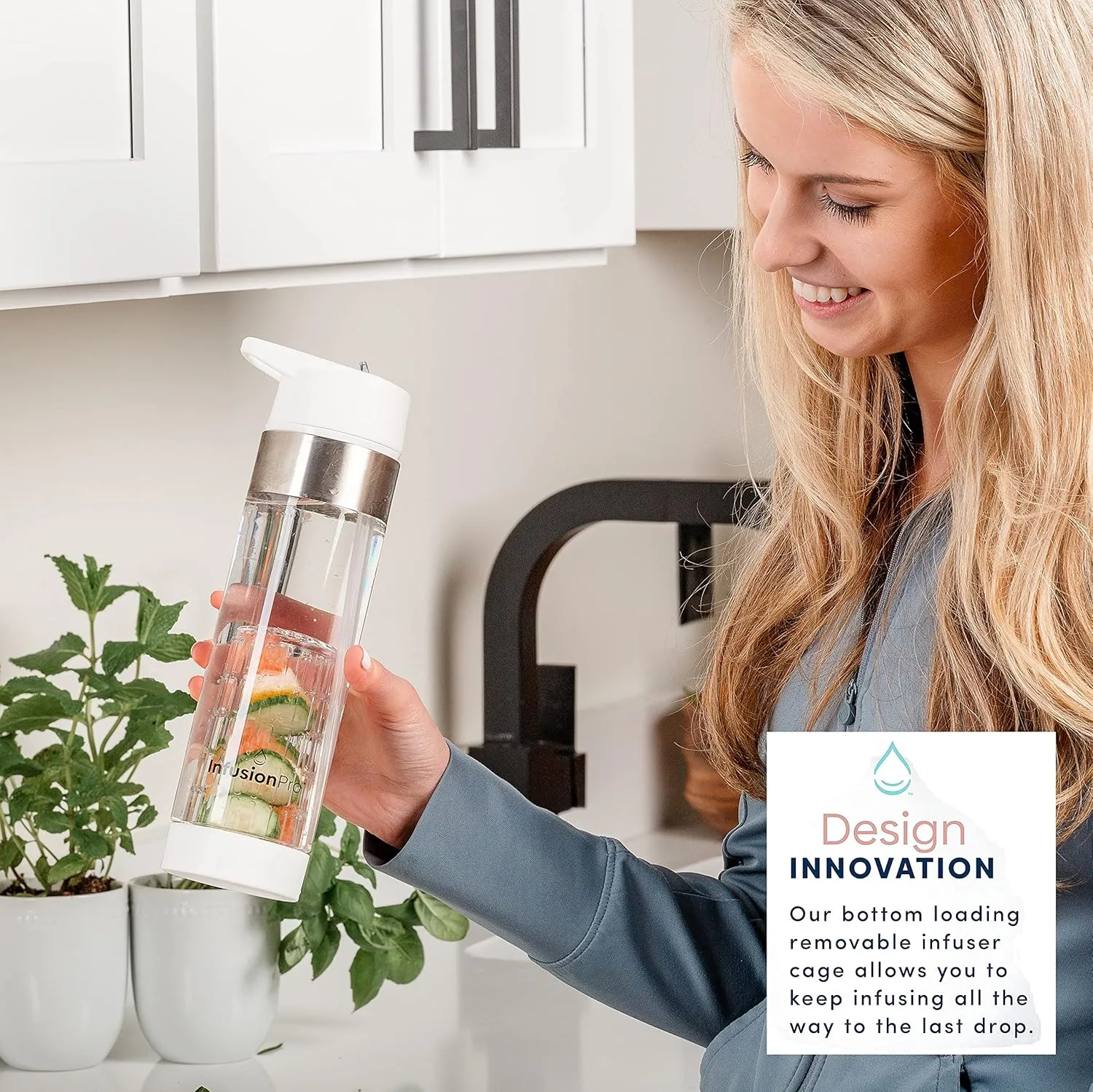 Infusion Pro Fruit Infuser Water Bottle with Straw Lid 24 oz : Flip-Up Straw : Insulated Sleeve & Fruit Infusion Water eBook : Bottom Loading Infuser for More Flavor - Cloud