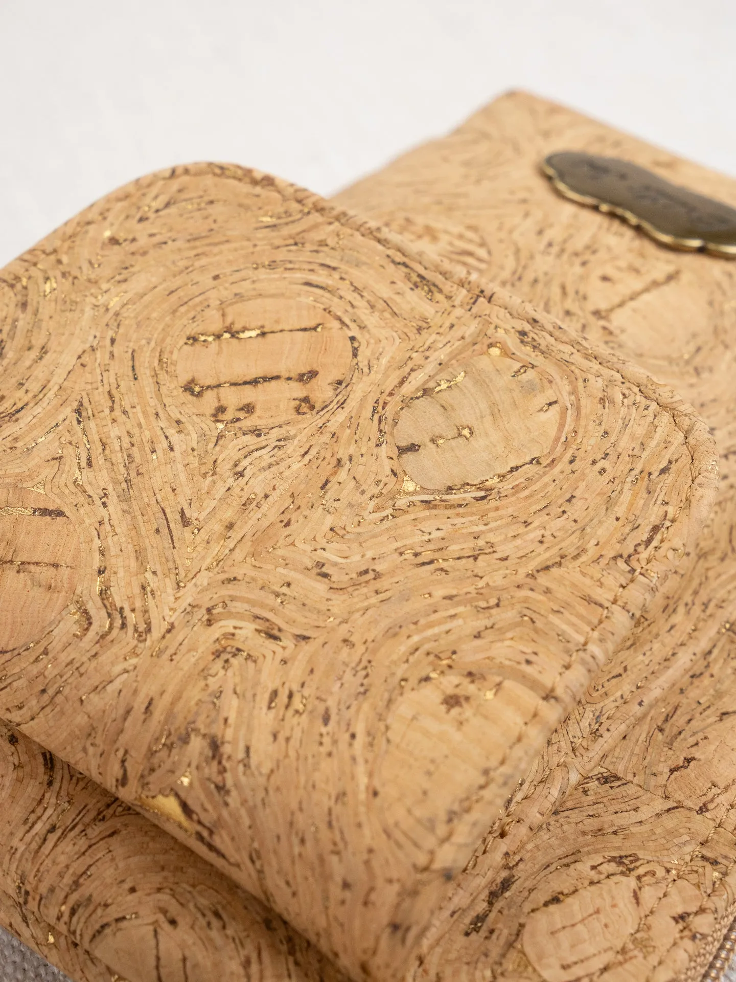 Kari Phone Bag