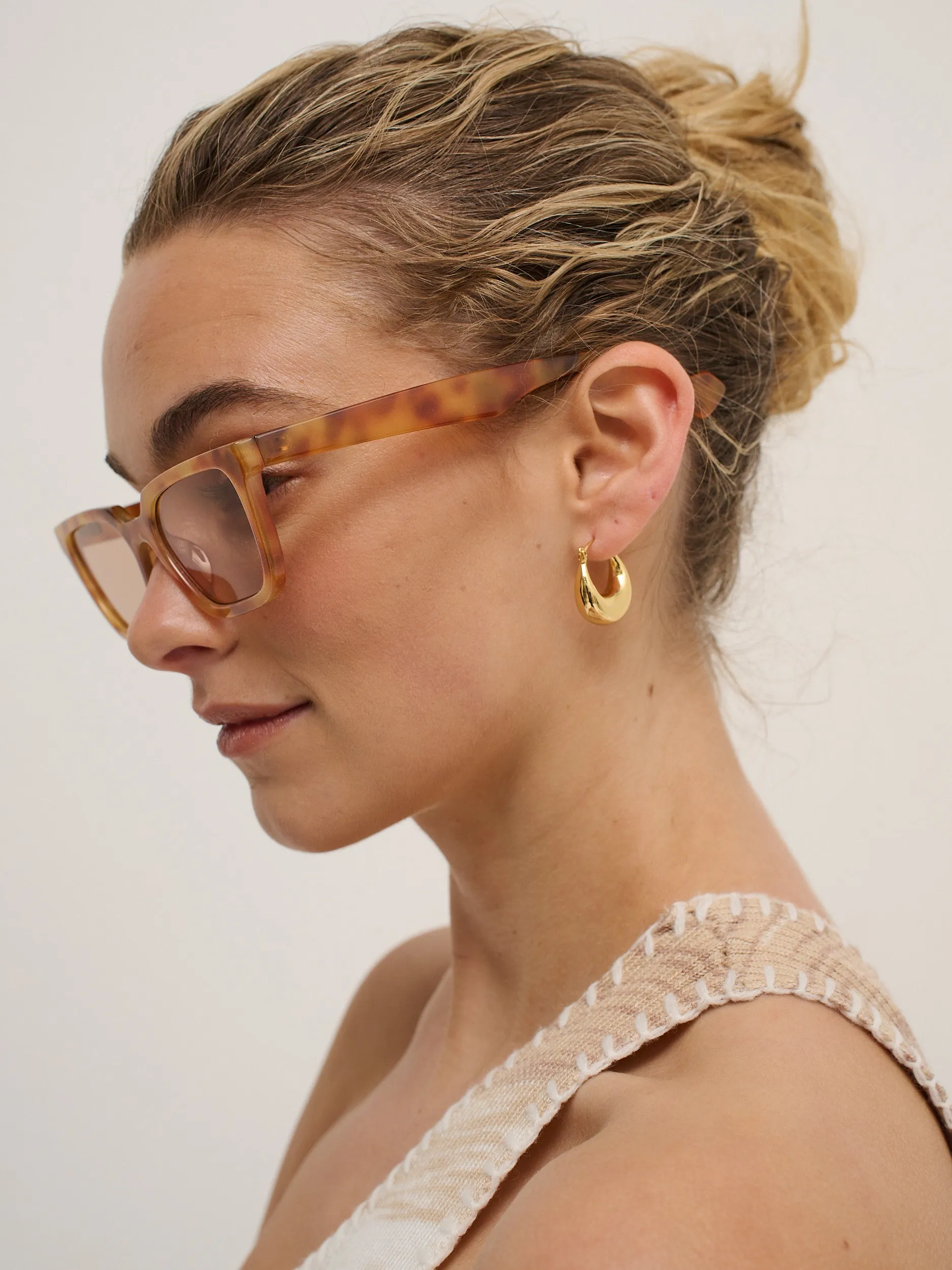 Kitty Rectangular Sunglasses in Vintage Tort