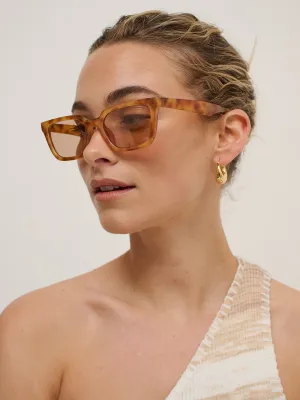 Kitty Rectangular Sunglasses in Vintage Tort