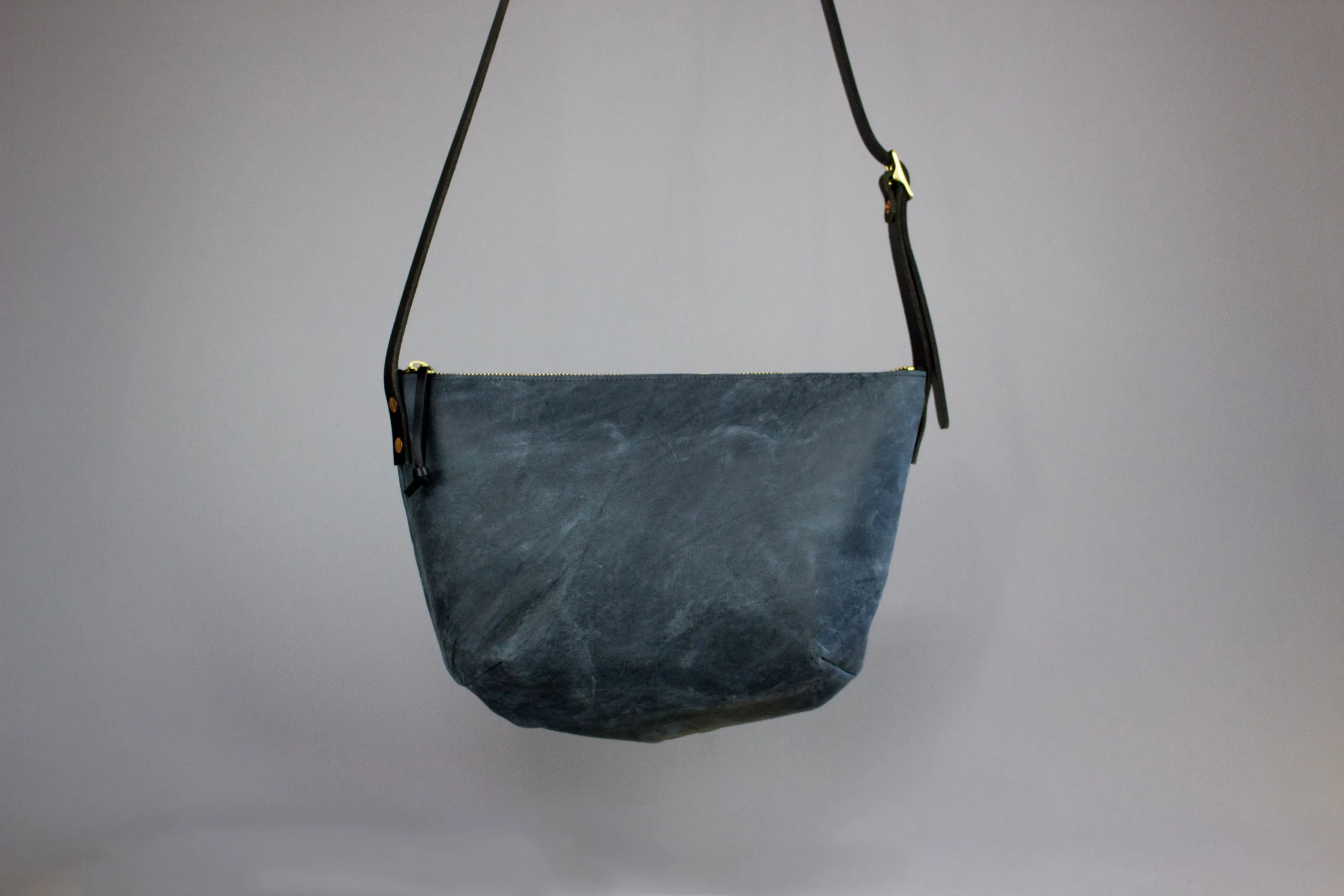 Laura Crossbody