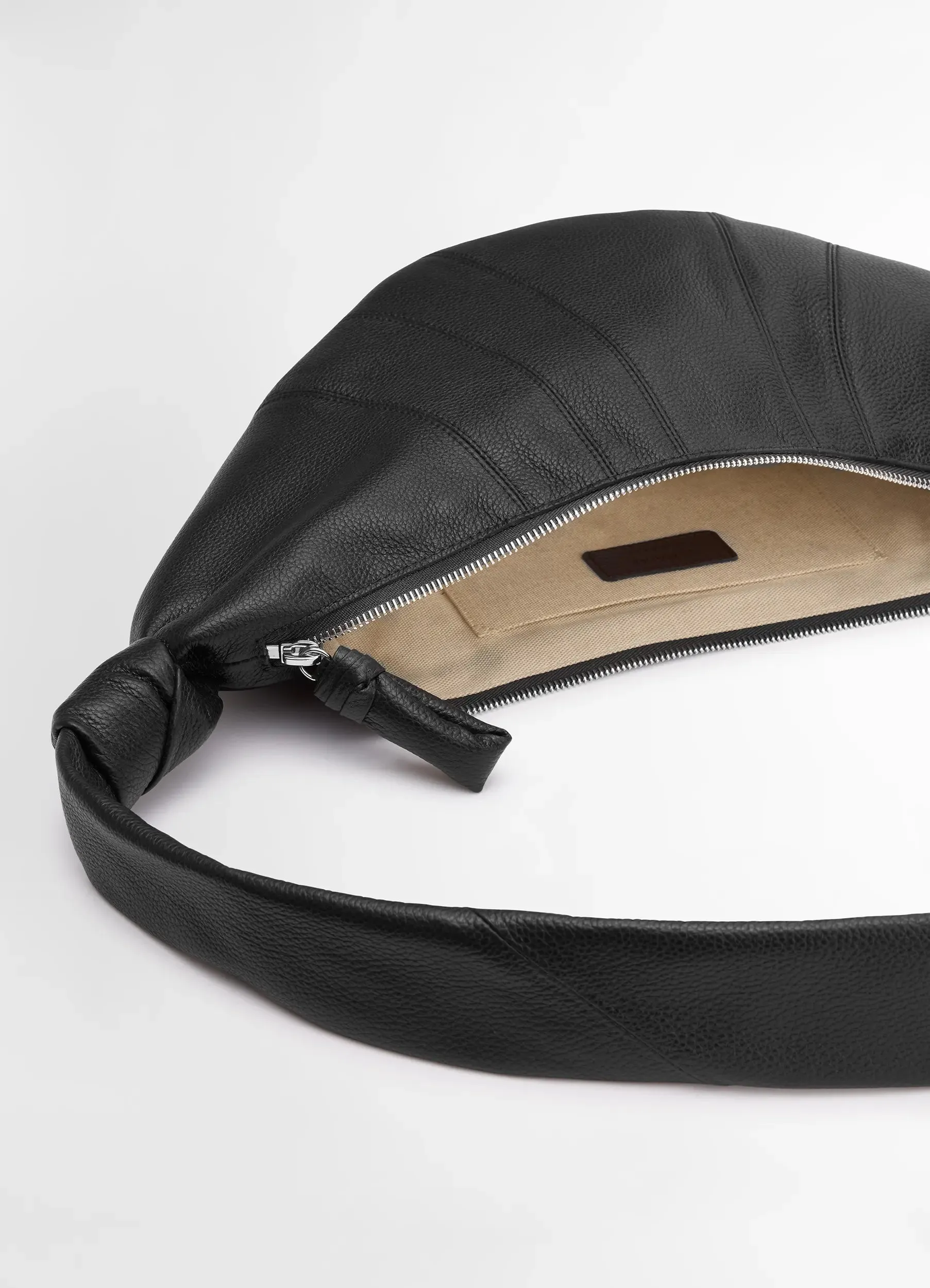 MEDIUM CROISSANT BAG