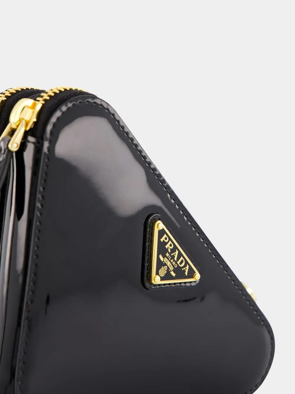 Mini Pouch Triangular Patent Leather