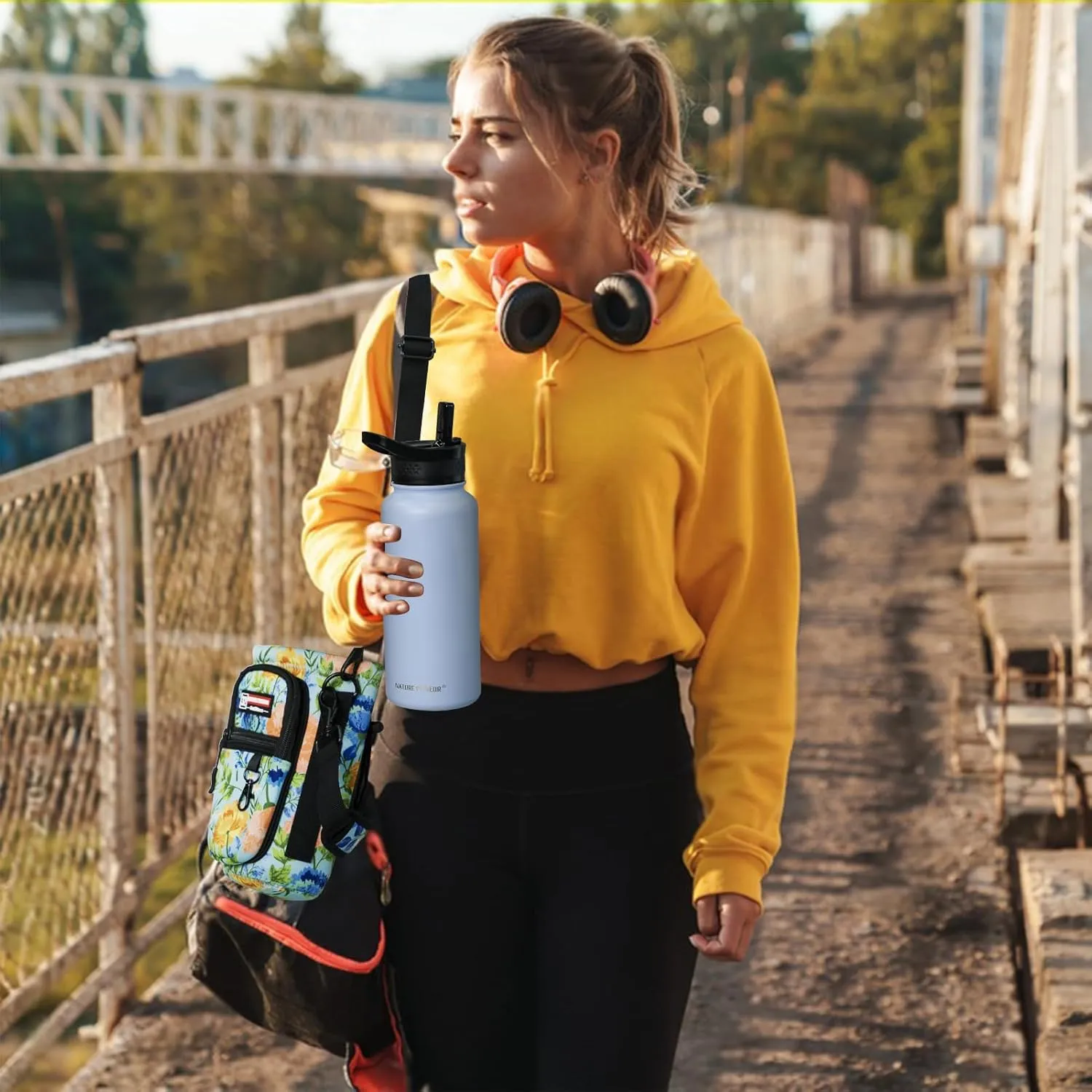 NATURE PIONEOR Water Bottle Holder with Strap,Water Bottle Carrier Bag Sling Sleeve with Adjustable Shoulder Strap & Handle and Large Phone Pocket for Walking,Hiking,Travelling for 25oz/32oz/40oz/64oz