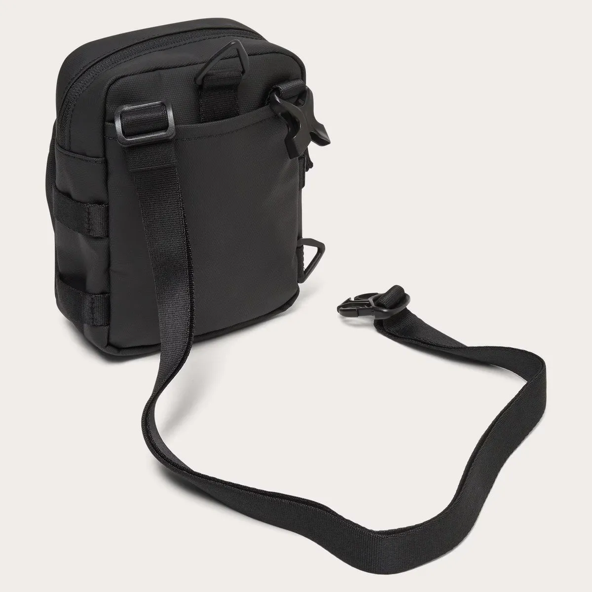 Oakley - Rover Crossbody in Blackout