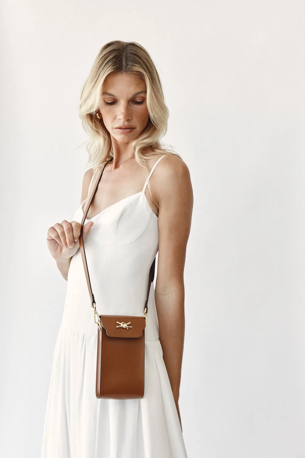 Penny Phone Bag Tan