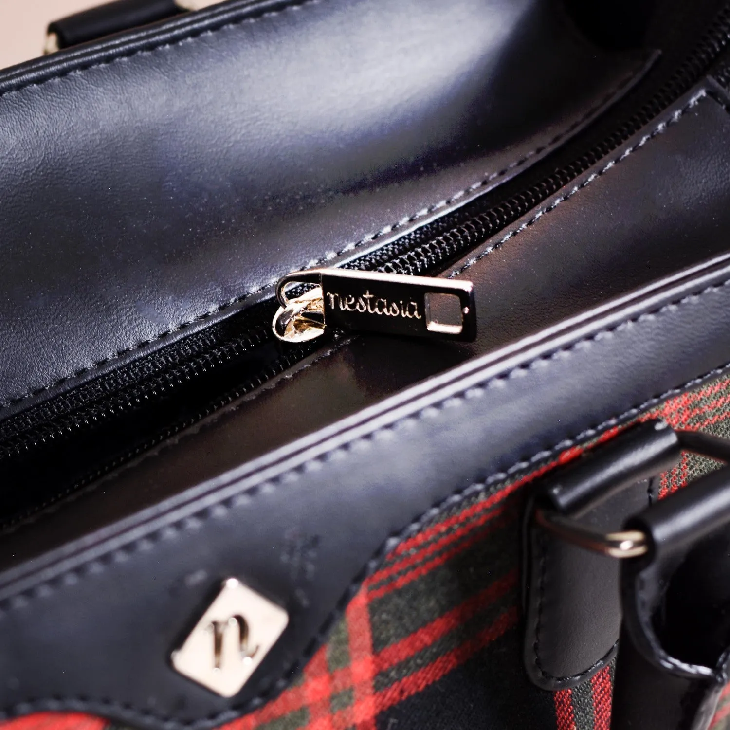 Plaid Checkered Handbag With Sling