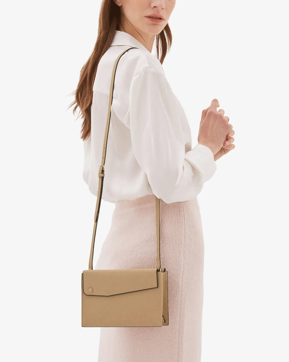 Pocket Slim Crossbody Bag in Pergamenta