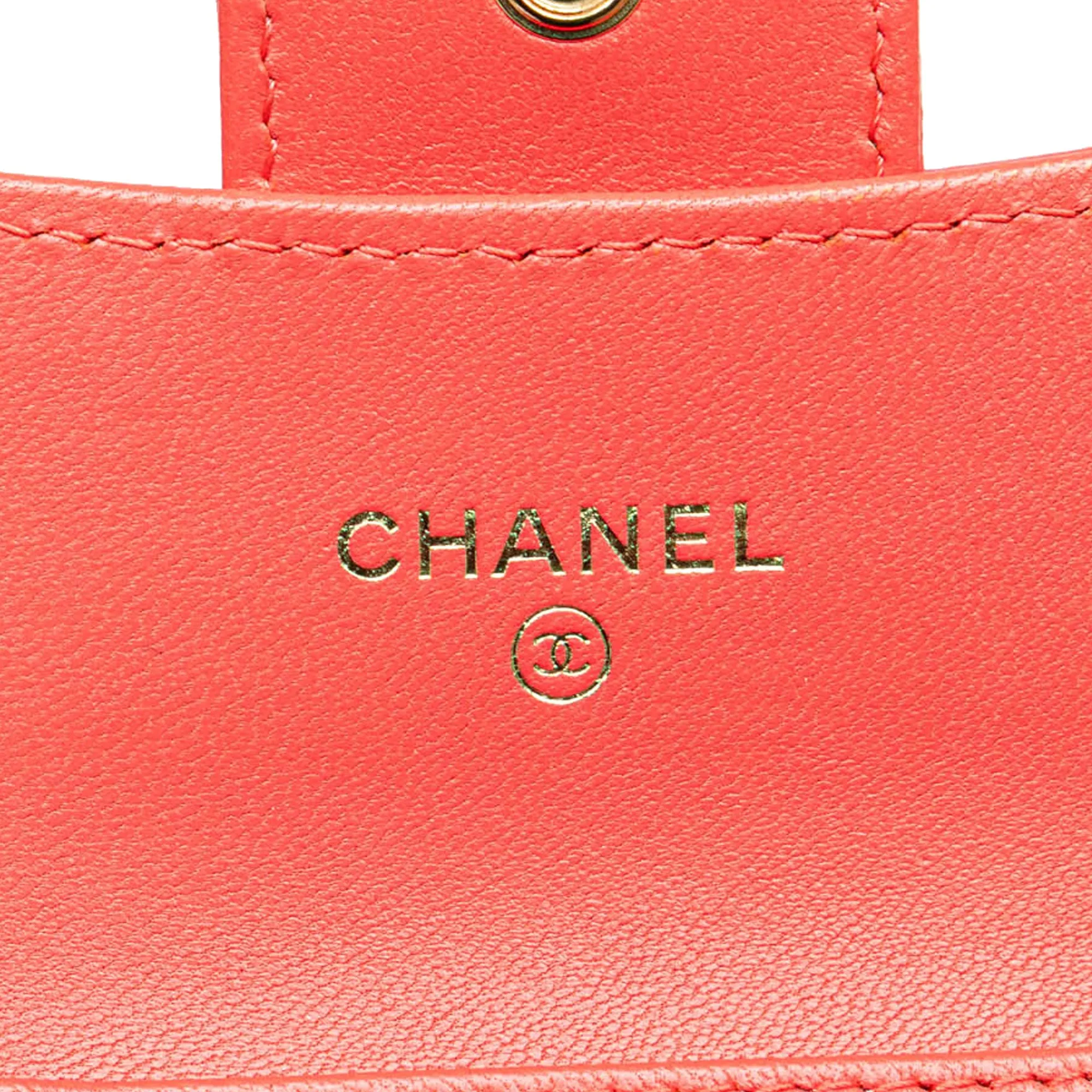 Red Chanel Quilted Lambskin Flap Card Holder on Chain Crossbody Bag