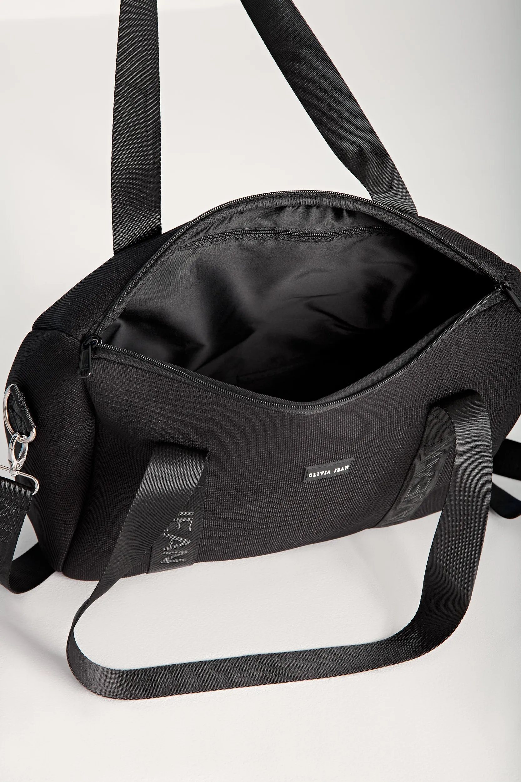 Reset (Ribbed Black) Duffle Neoprene Bag- With Zip Closure