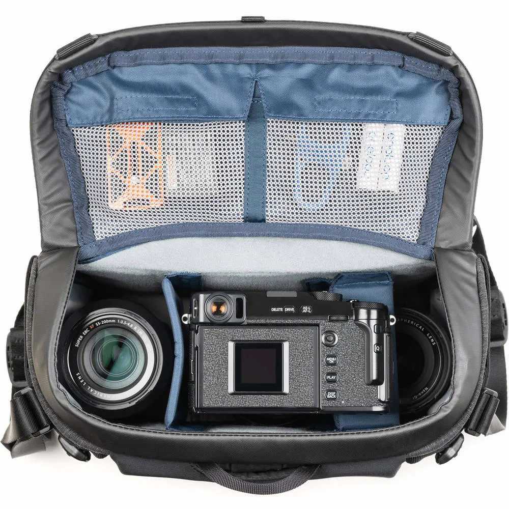 Think Tank SpeedTop Crossbody 10 Camera Bag | Fits Mirrorless with 24-70m f.4 attached & flash