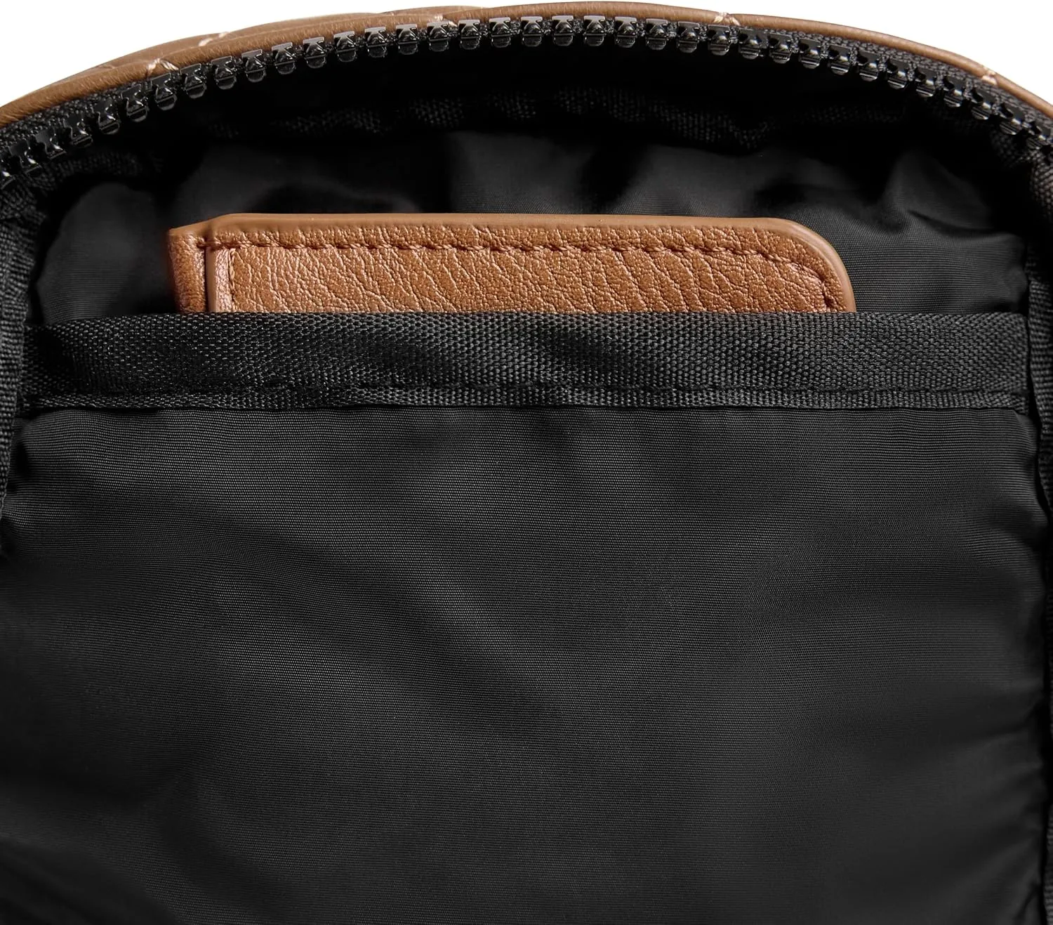 VOORAY 1L Lightweight Core Crossbody Bag – Adjustable Belt Bag for Gym & Travel