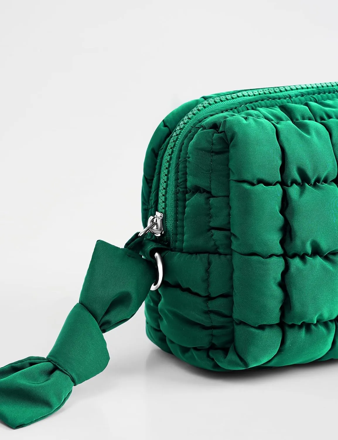 Yarnic Quilted Makeup Bag Cosmetic Bag, Travel Toiletry Bag for Women, Cute Makeup Bag Organizer Puffer Makeup Pouch (S, Deep Green)
