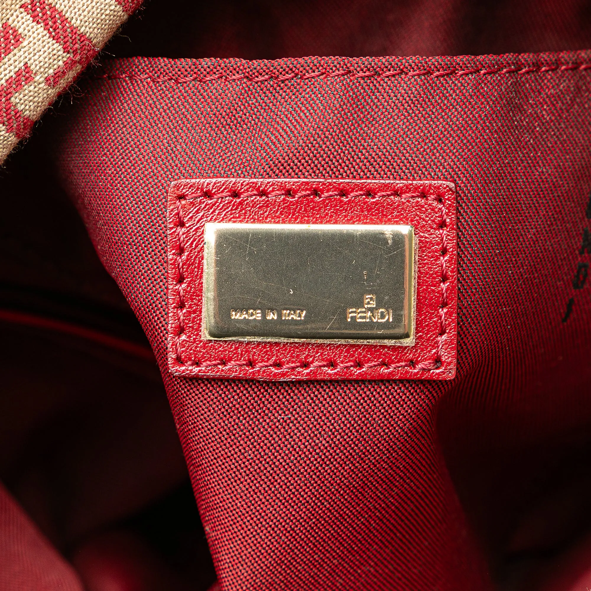 Zucchino Canvas Crossbody